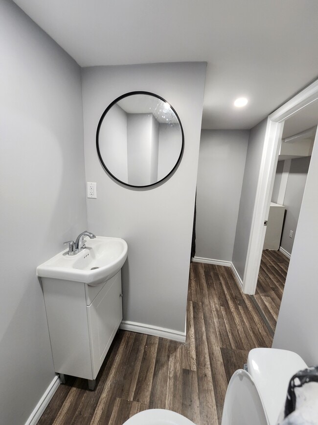 Photo - 329 Randolph Ave Unité Room 0-2