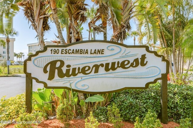 Photo - 190 Escambia Ln Unit 402