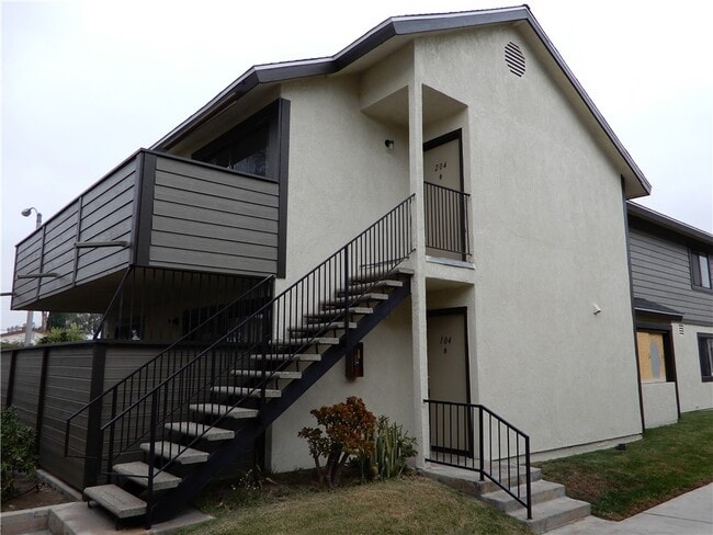 Photo - 2624 W Porter Ave Unit 204