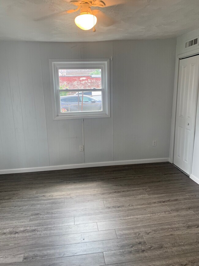 Photo - 129 Locarna Way