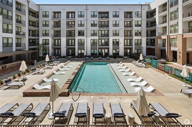 Building Photo - 1215 Sawyer St Unit 106 Rental