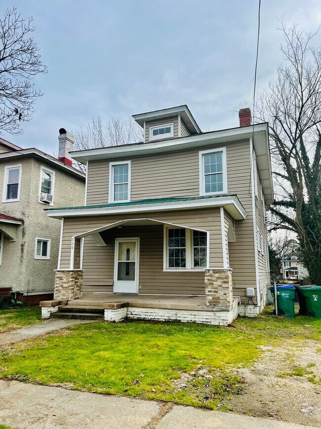 Photo - 119 Lee Avenue Unit B