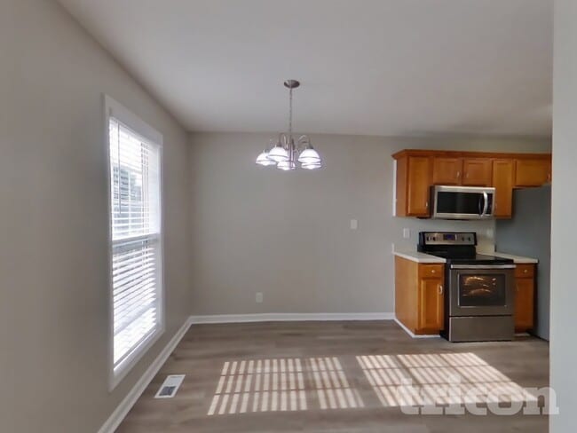 Photo - 1429 Cedar Springs Cir