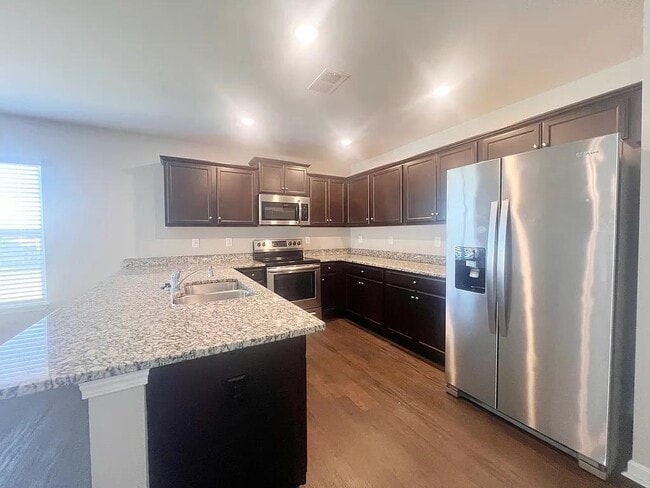 Photo - 259 Millen Dr