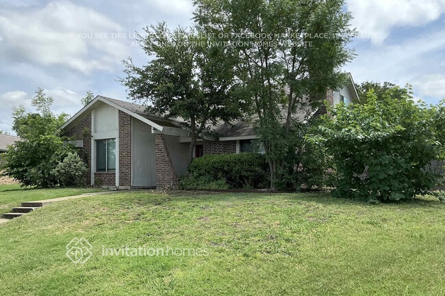 Photo - 1716 Delaford Pl
