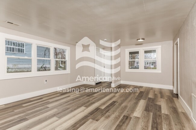 Photo - 2852 Revels Ave