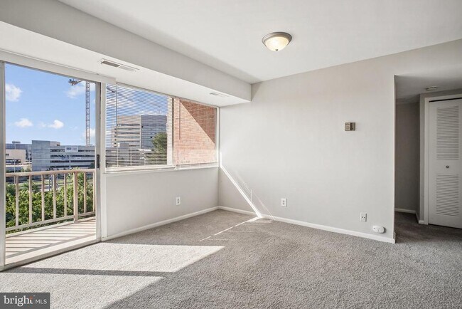 Photo - 5831 Quantrell Ave Unit 409