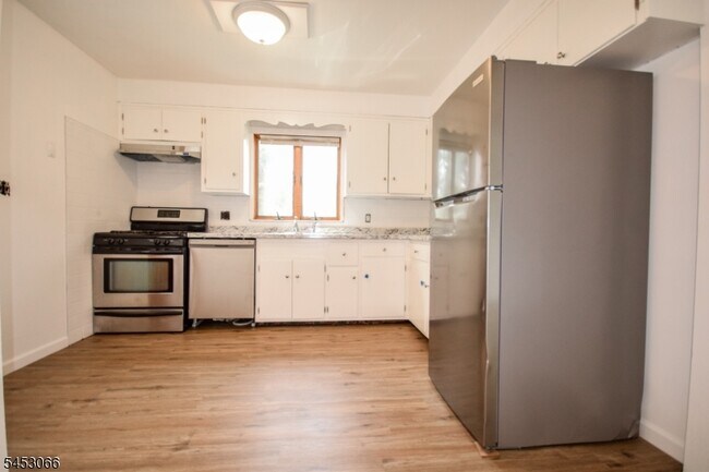 20 N 13th St