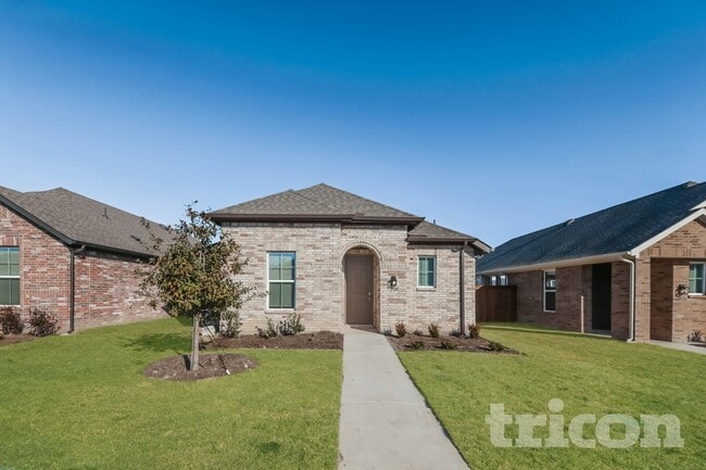 Photo - Tricon Trinity Falls