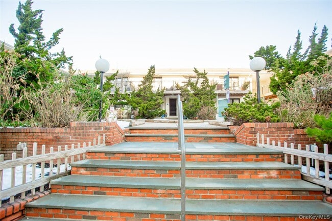 Photo - 65 W Broadway Unit 7G