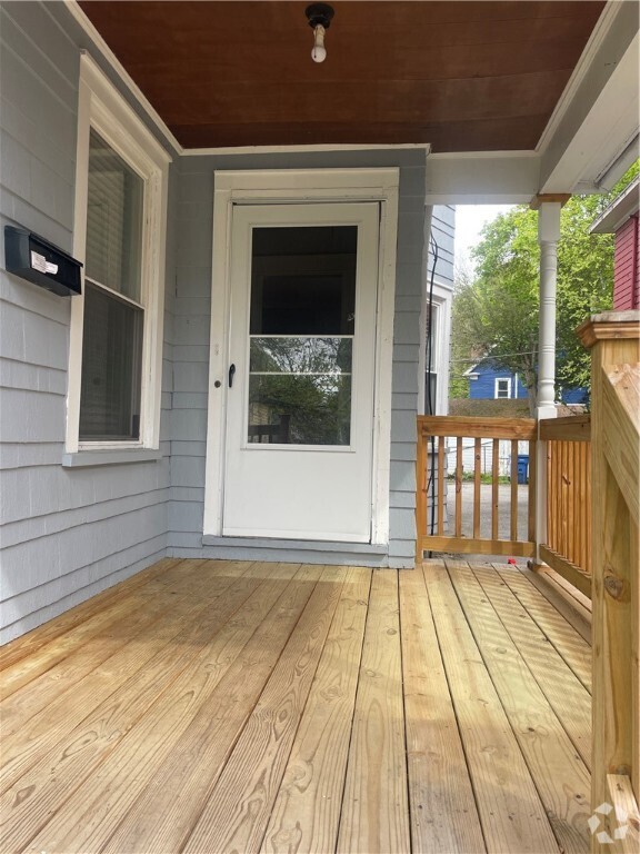 Building Photo - 40-42-42 Rosedale St Rental