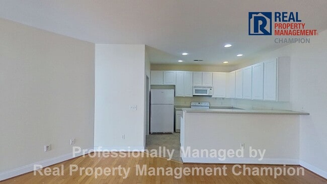 Photo - End Unit Condo with Open Floorplan and Split Bedrooms