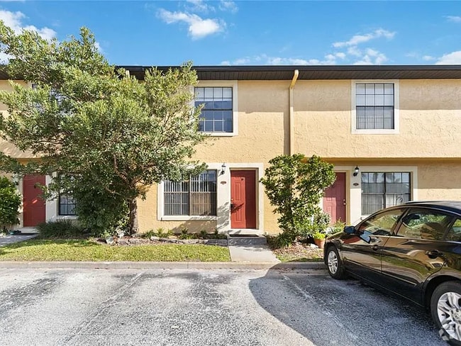 Building Photo - 7417 Wynnewood Sq Unit 174 Rental