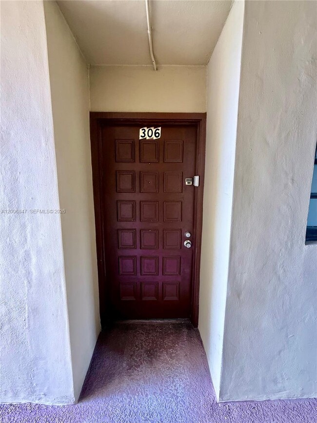 Photo - 10835 SW 112th Ave Unit 306
