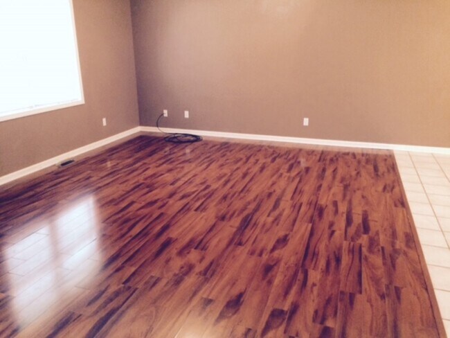 Photo - 3 Bedroom / 2.5 Bath Home ? Kingsport, TN