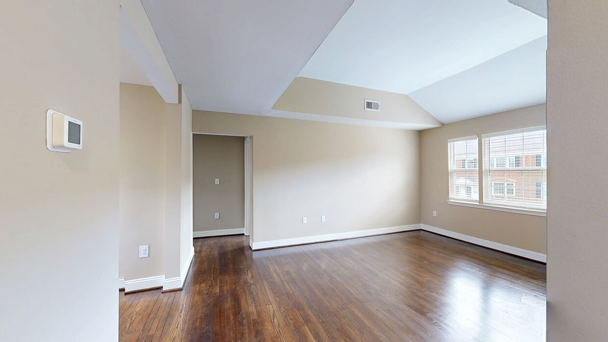 Photo - Rodgers Forge Apartments