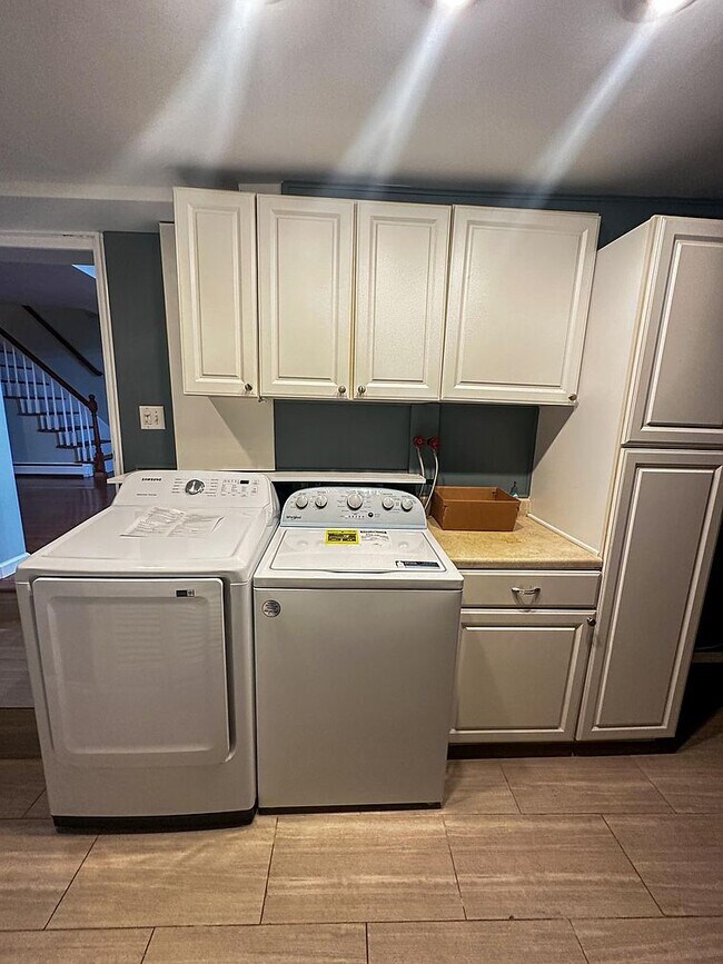 Photo - 2269 Winfield St House