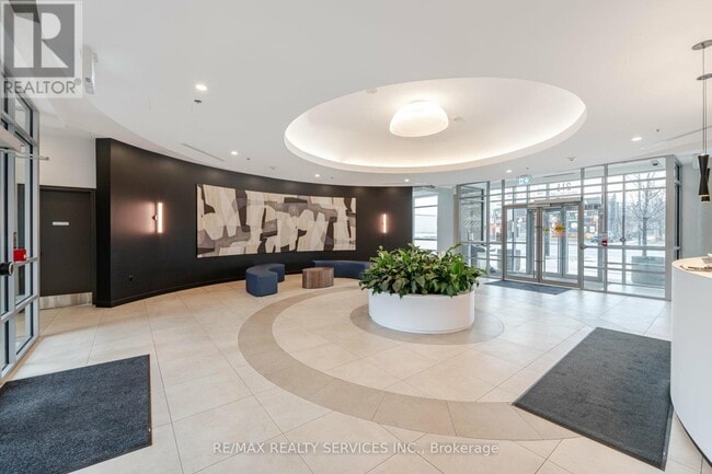 Photo - 215 Queen St E Unité 211