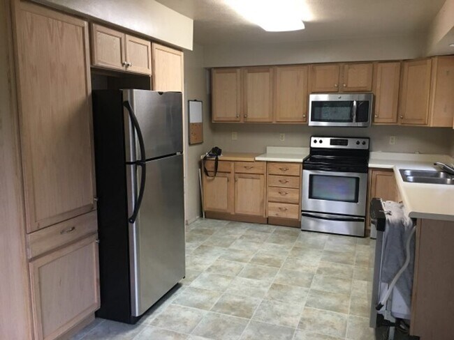 Photo - 3766 Lyle Ave Unit #A