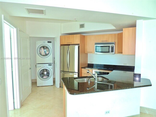 Photo - 480 NE 30th St Unit 1105