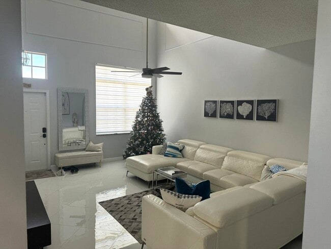 Photo - 1844 Capeside Cir