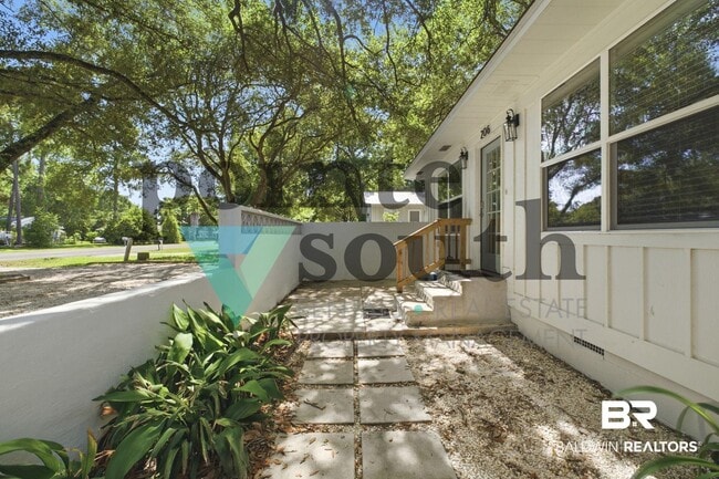Photo - 206 E 22nd Ave