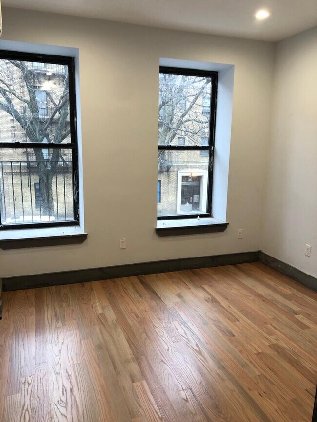 Photo - 203 Rochester Ave