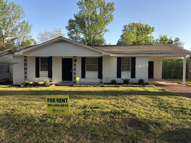 Building Photo - 2283 Cassie Ave