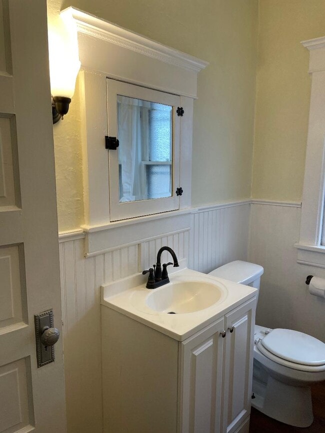 Baño - 220 Stevenson St Unidad Upper Rear