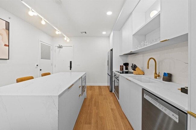 Photo - 2323 S Lamar Blvd Unit 505