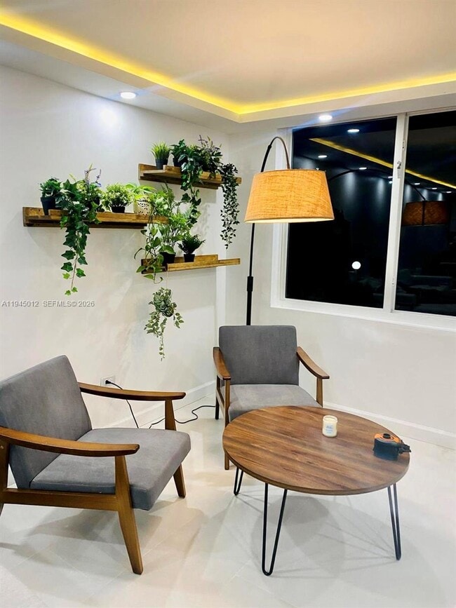 Building Photo - 441 NE 195th St Unit 205