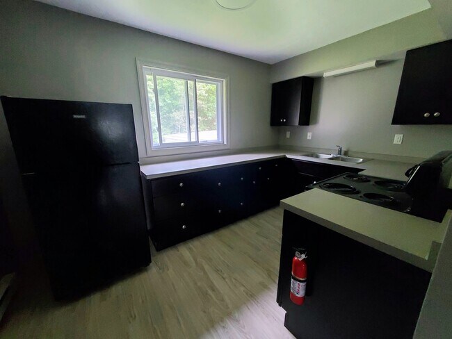 Photo - 271 Kendall Ave Unit C