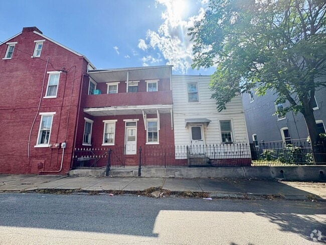 Building Photo - 551 W Philadelphia St Unit 1 Rental