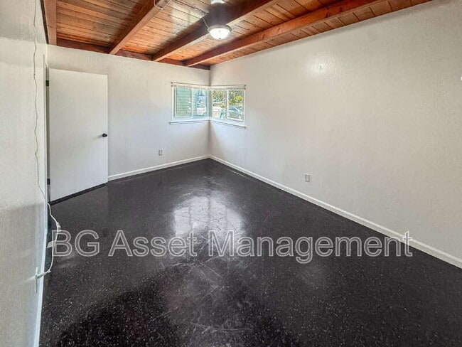 Photo - 1526 Visalia Ave