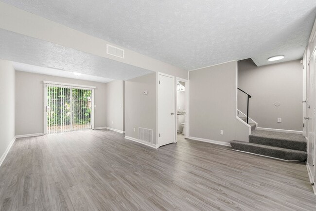 Photo - Aero 24Twenty