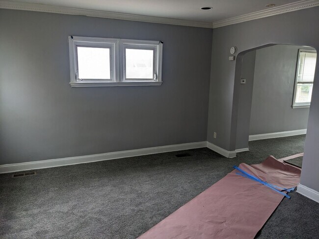 Photo - 2 BEDROOM TOWNHOUSE WATER INCLUDED VOUCHERS ACCEPTED