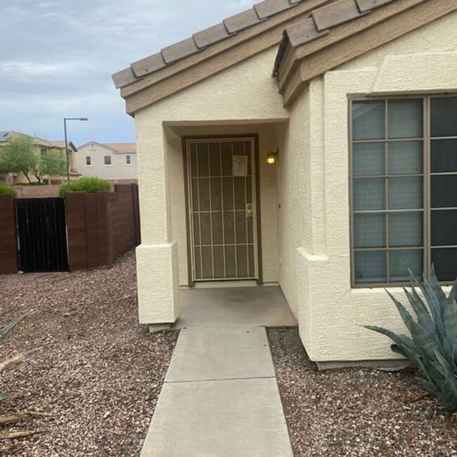 Photo - 864 S 239th Ln