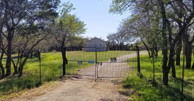 Photo - 14300 Rock Cliff Dr