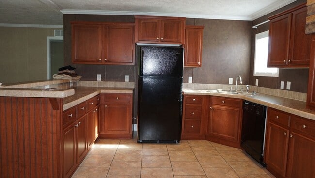 Photo - 3876 Rowell Rd