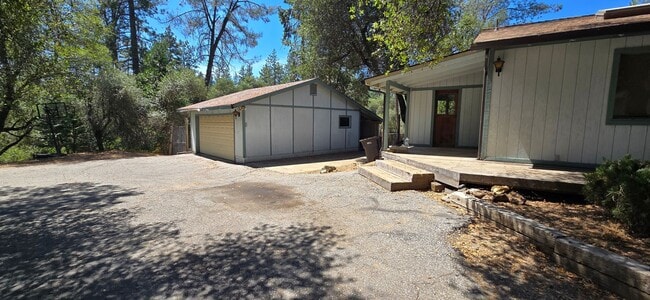 Photo - 13038 Squirrel Creek Rd Unit 1