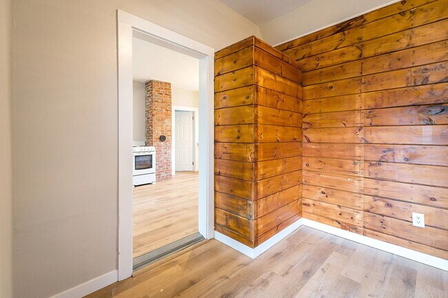 Photo - Beautiful 2-Bedroom Apartment – Quiet, Private Setting in Westbrook, Available September 1st Unit Apartment 1