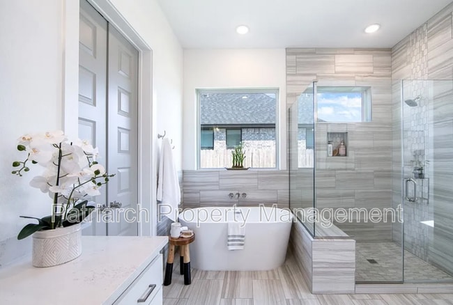 Photo - 4739 Legendary Dr