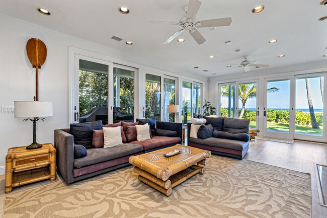 Photo - Hawaii Life Presents Modern Mokuleia Beach...