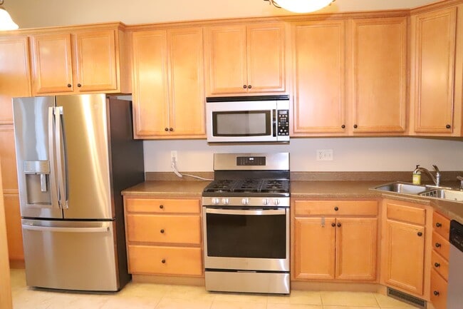 Photo - 1160 Winchester Ln