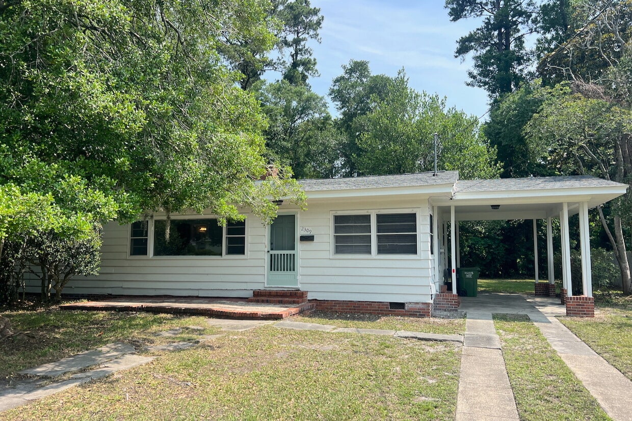 Photo - 2309 Camellia Dr (Wilmington, NC)