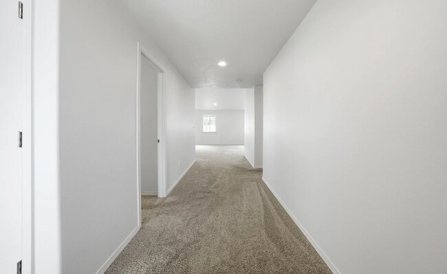 1032 Sequoia Rd