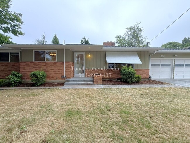Photo - 980 NW Wallula Ave