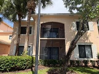 Building Photo - 2807 Veronia Dr Unit 108