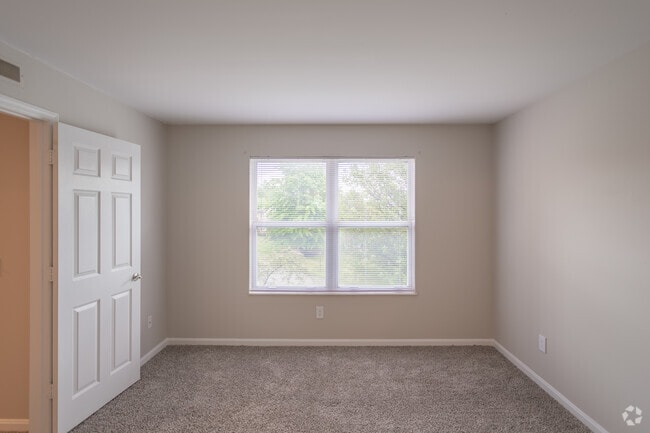 2BR, 1.5BA - 1,175 SF