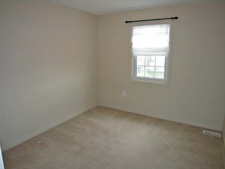 Photo - 151 Clairfields Dr E